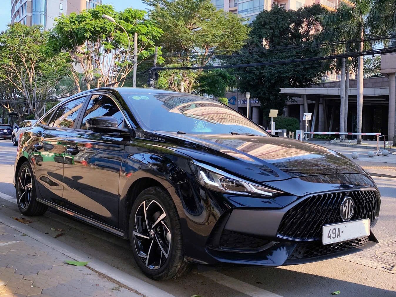 MG5 LUXURY 2025
