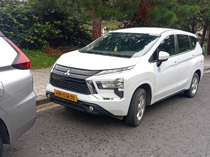 MITSUBISHI XPANDER 2023