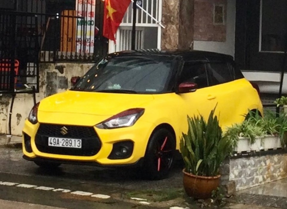 SUZUKI SWIFT HATCHBACK 2019