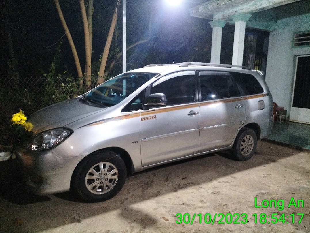 TOYOTA INNOVA 2008